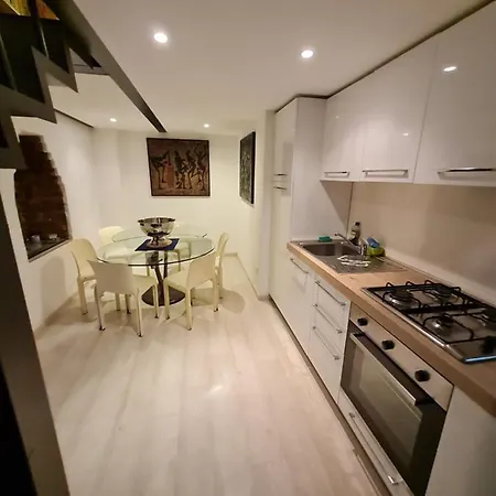Appartement Isola - Ugo Bassi Charme Loft Milaan